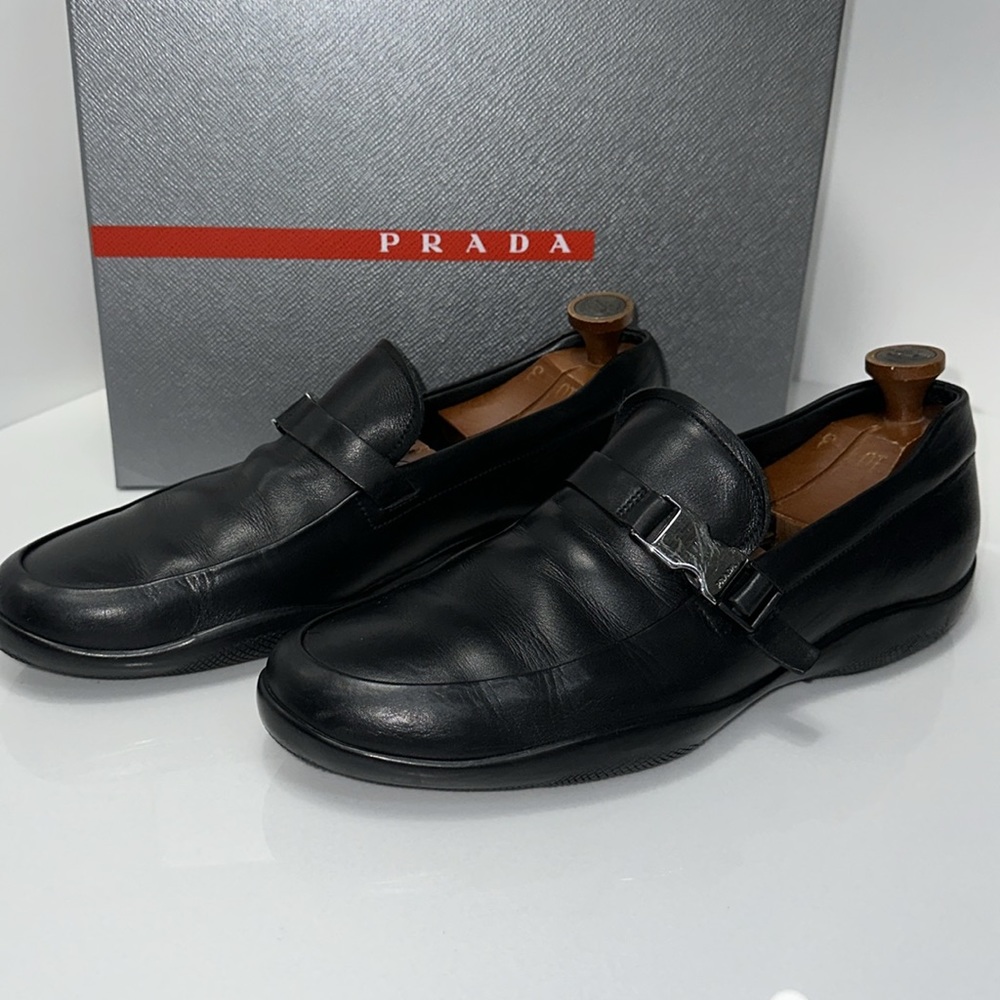Prada men’s Spazzolato Rois buckle loafers size 9.5 PS1187 black leather shoes - Picture 3 of 12